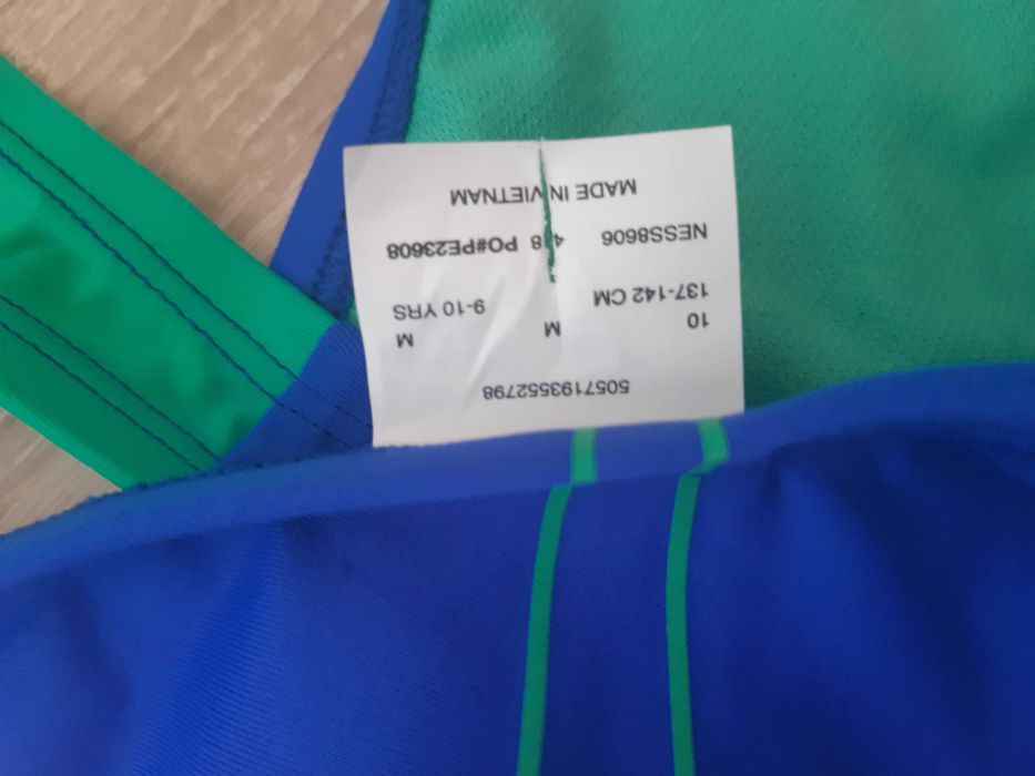 Nike бюстие за плаж 8-10год