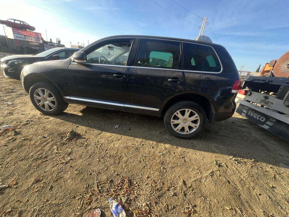 Продавам Vw touareg на части Туарег R5 2.5tdi