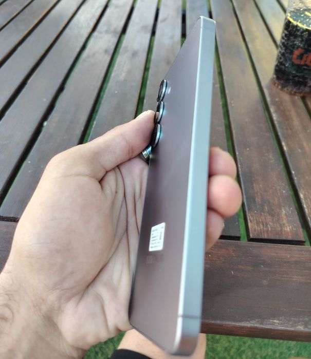 Samsung Galaxy S25 Silver Shadow Full Box