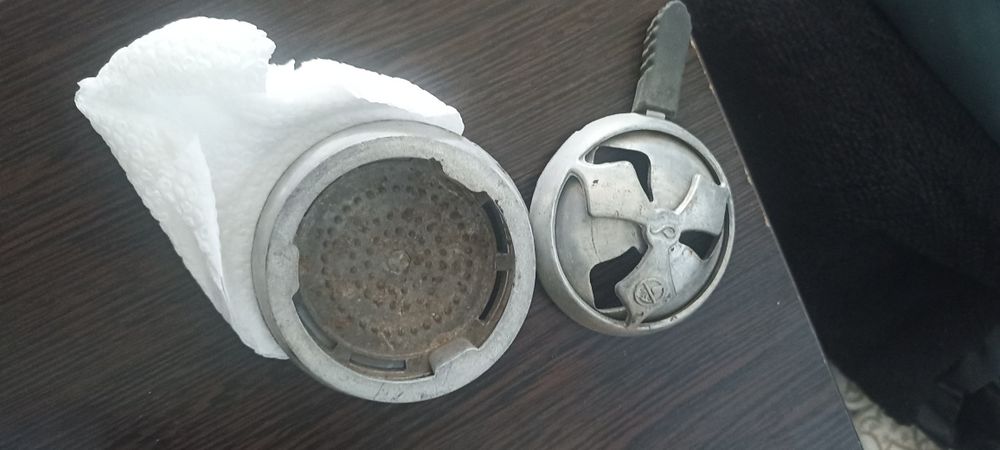 Kalyan aparat ustidagi kõmir qoyadigan