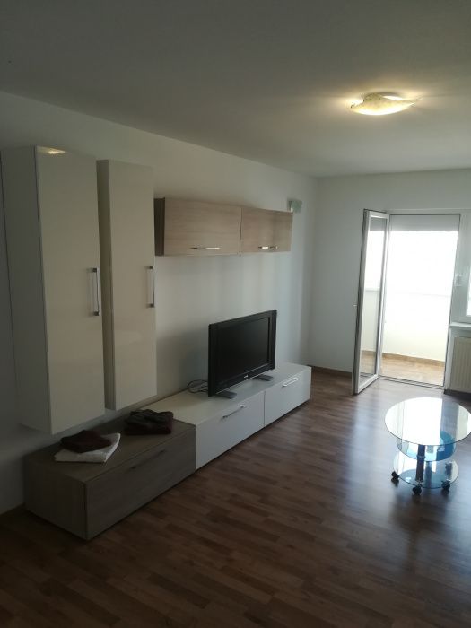 Cazare apartament 2 camere, Coresi