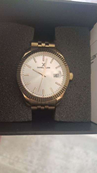 Продам мужской часы