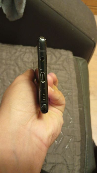 Обменяю Samsung galaxy not 9 на 128