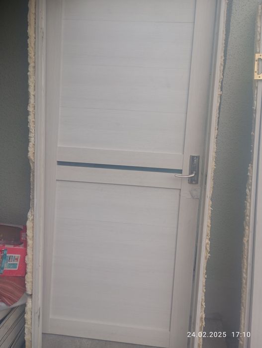 Продам межкомнатные двери для дома