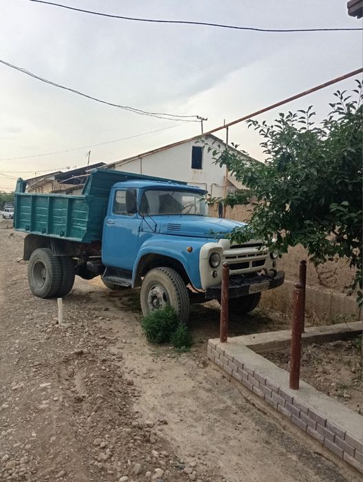 Zil sotiladi srochna 130