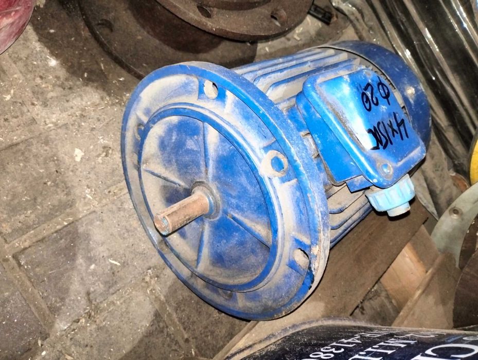 Электродвигатель продам