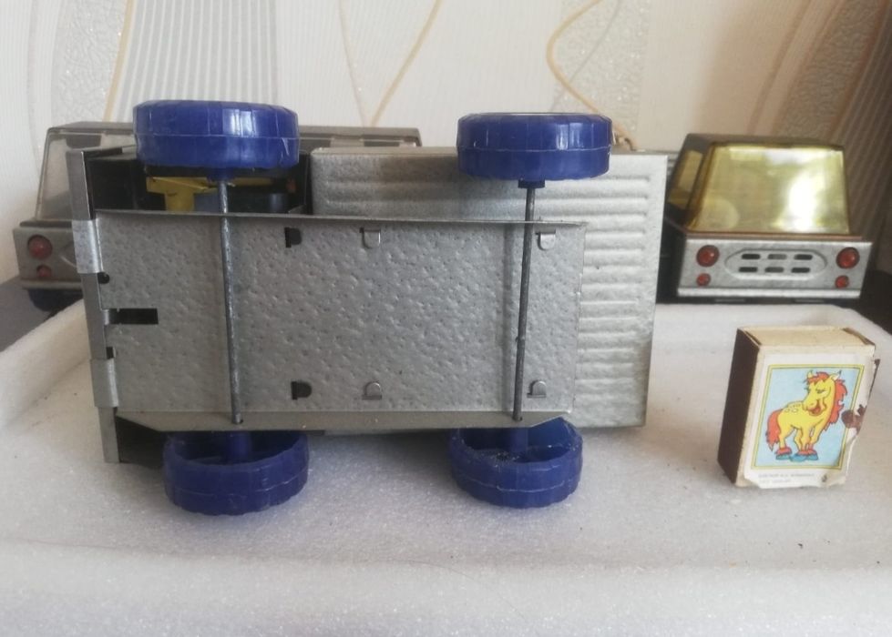 Машинки, новые СССР.