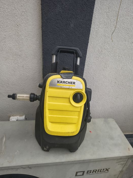 Vând Kärcher K5 Compact