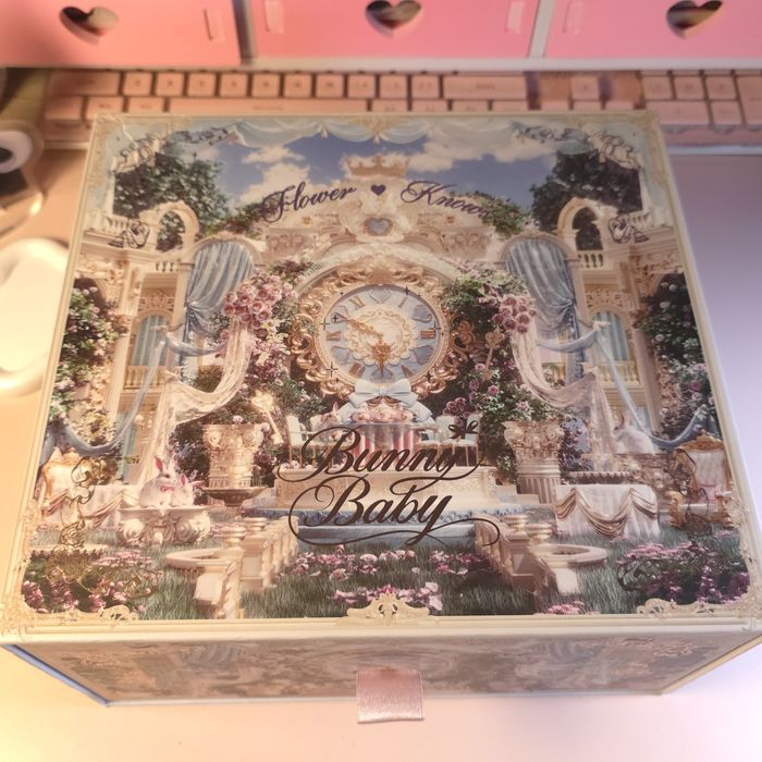 Подарочный набор косметики Flower Knows (Фловер Ноуз) / Бьюти бокс