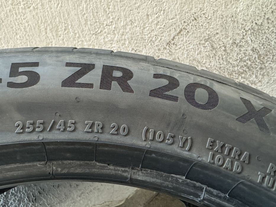 Автомобилни гуми 255 45 20 Continental