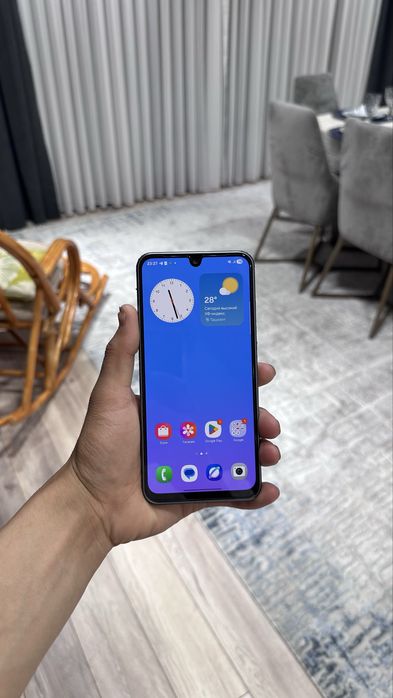 Samsung m 36 5 g 128 gb holati ideal