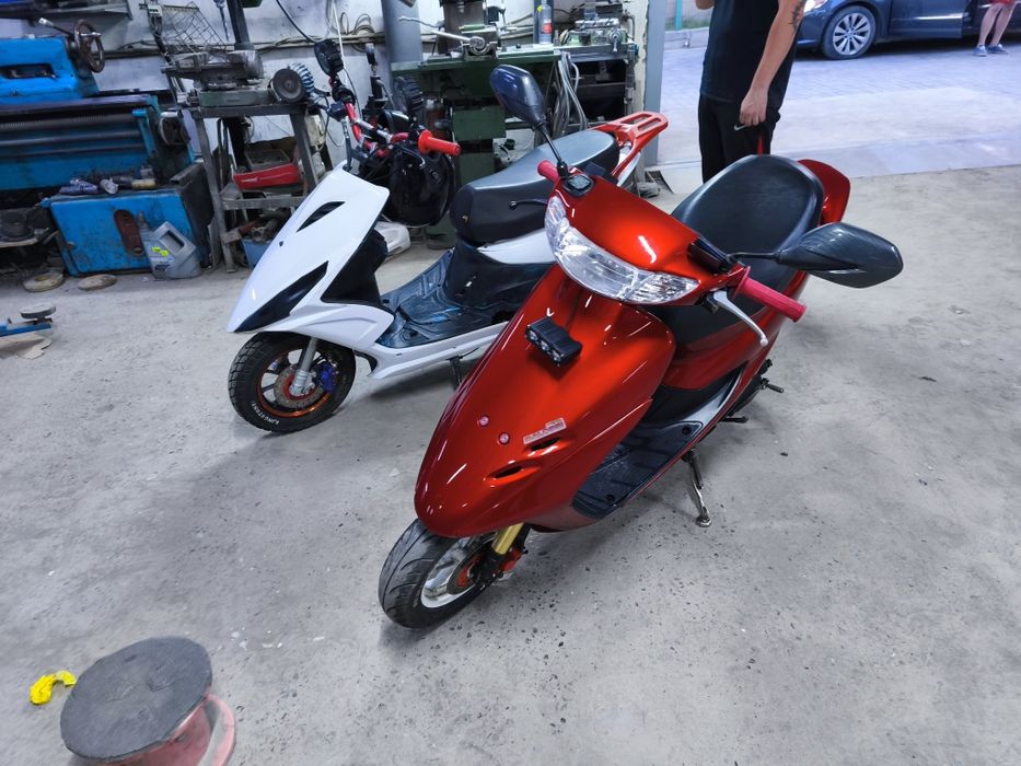 Honda Dio 35 ZX.