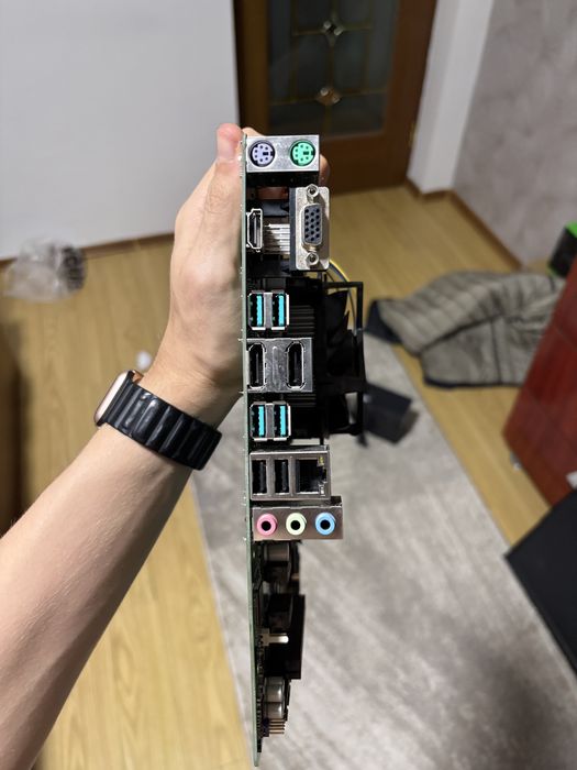 placa de baza q370m-c + i5-9400f + 16gb ram ddr4 2666mhz + cooler