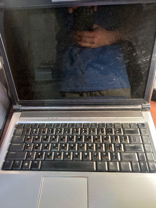 Ноутбук ASUS F8S