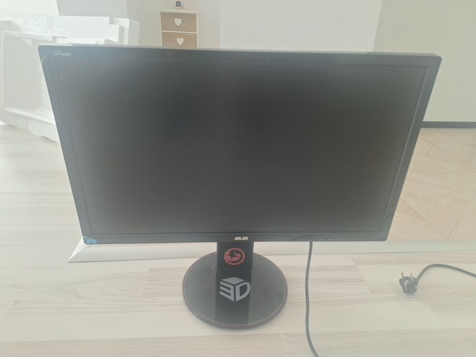 Monitor Gaming LED 24 ASUS VG248QE Full HD 144Hz 1ms 3D Vision Ready Negru