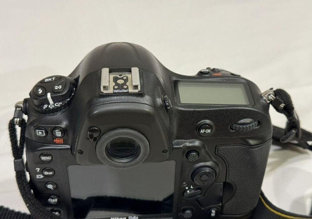Фотоаппарат  Nikon D4S