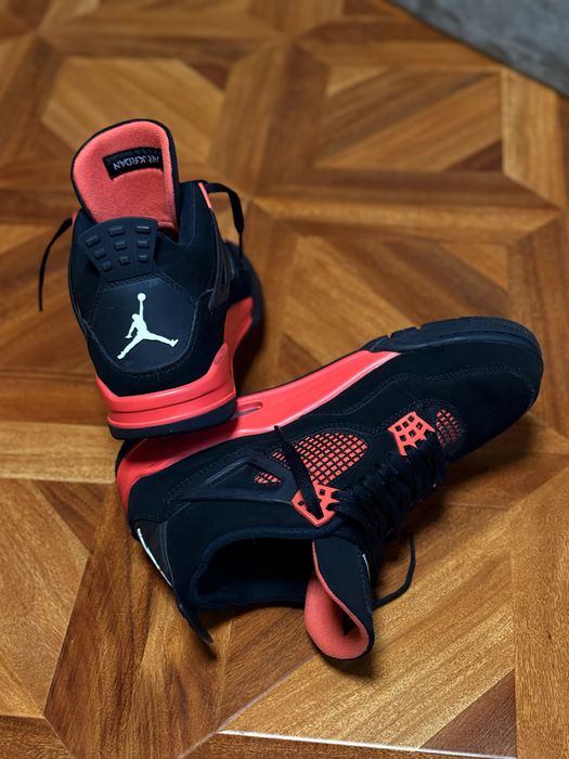Air Jordan 4 „Red Thunder” – Design Iconic – STARE EXCELENTĂ