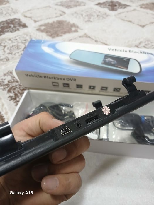 Срочно продаю видео регистор для авто.