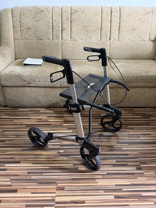 Cadru rolator batrani dizabilitati
