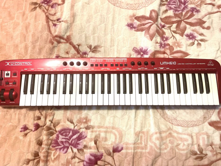 Мини клавиатура хорошем состоянии