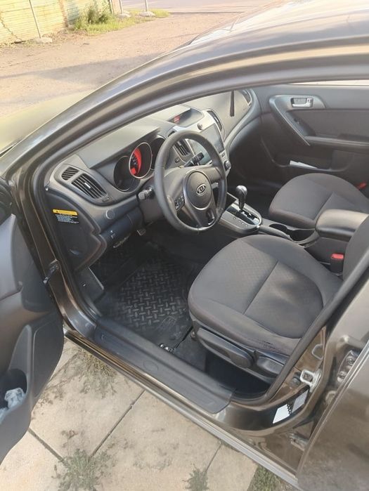 Kia Cerato 2010 2 поколение