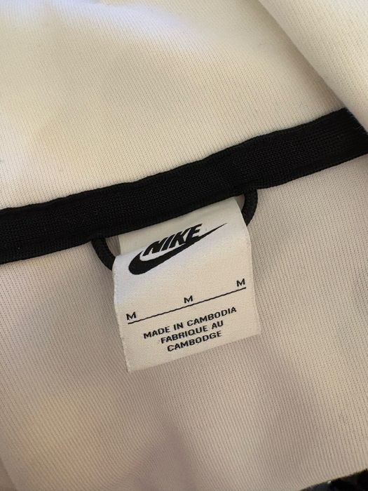 Nike Tech Fleece alb marimea M hanorac trening