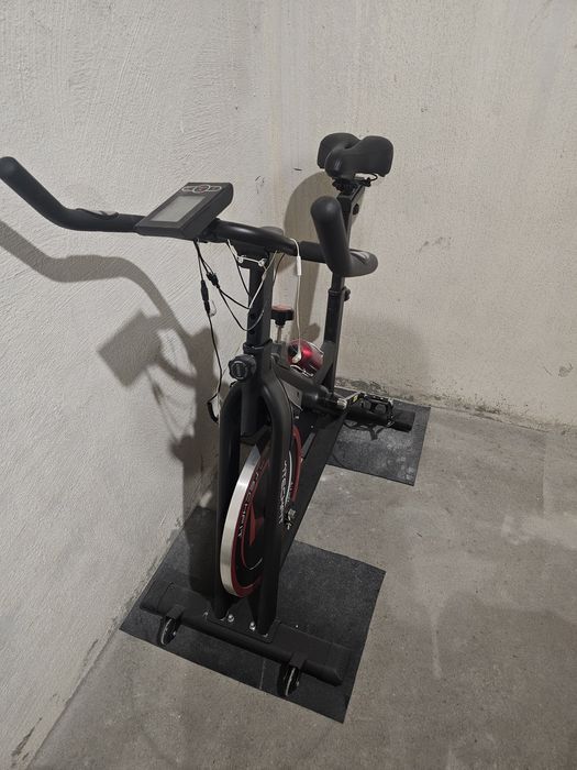 Продавам спининг байк