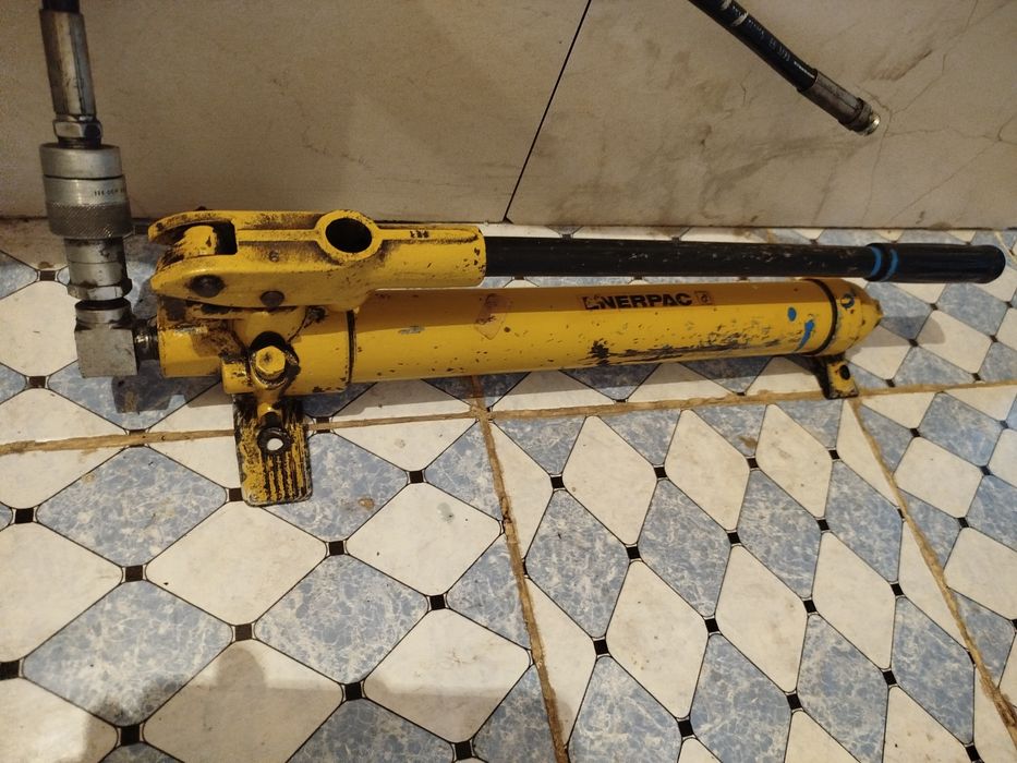 Гидравлический домкрат