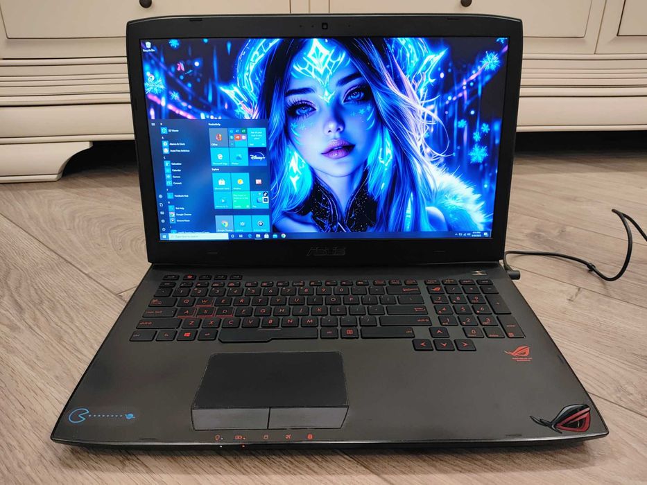 Laptop gaming Asus Rog, intel core i7, display de 17,3 inch, ram 16 gb