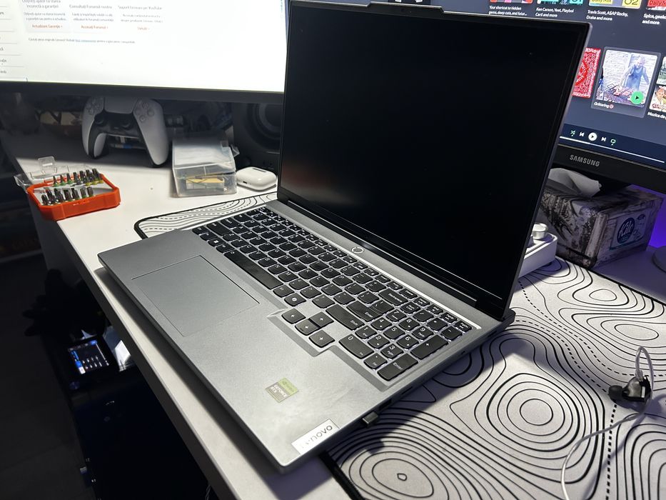 Laptop Gaming Lenovo Legion 5 16IRX9 I9-14600HX