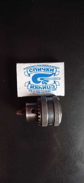 Патрон на дрель.