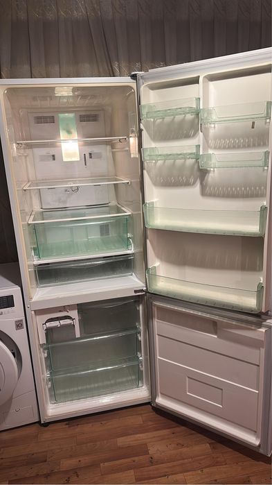 Продам Холодильник и стиралка