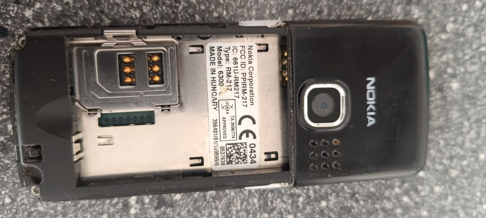 Продам  Нокиа 6300 оригинал