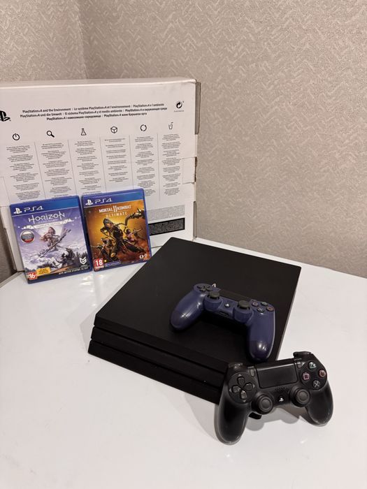 Playstation 4 Pro 1Tb | 2 геймпада | 2 диска
