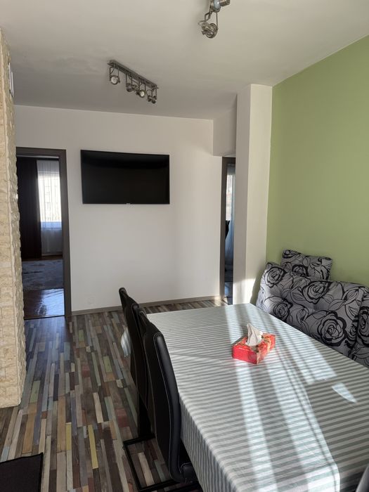 Inchiriez apartament Tg. Mures zona Tudor