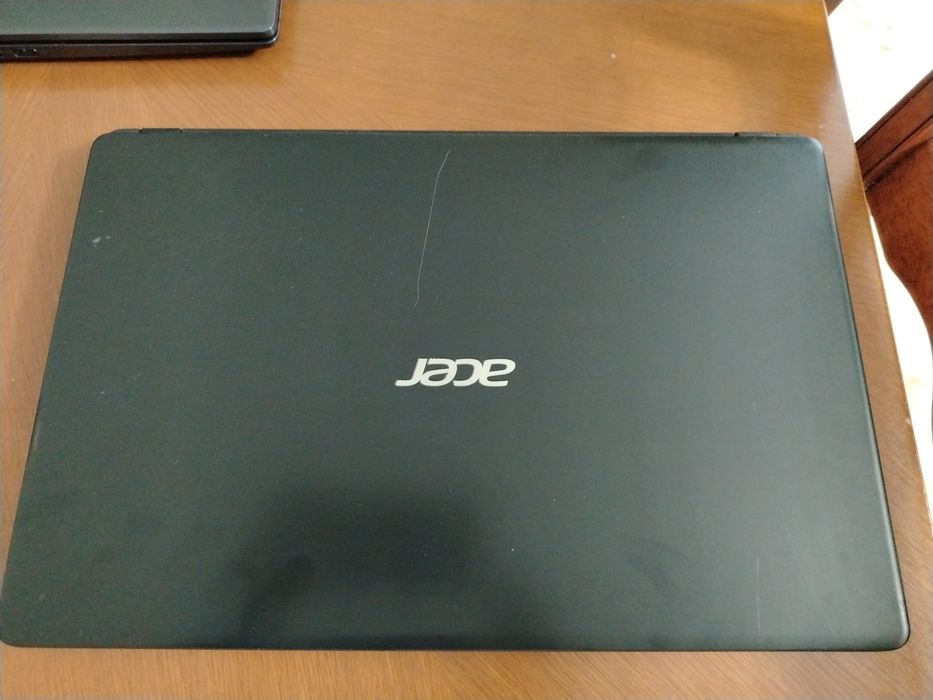 Ноутбук Aser нов