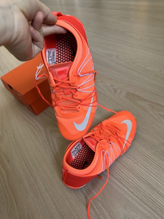 Nike кроссовки