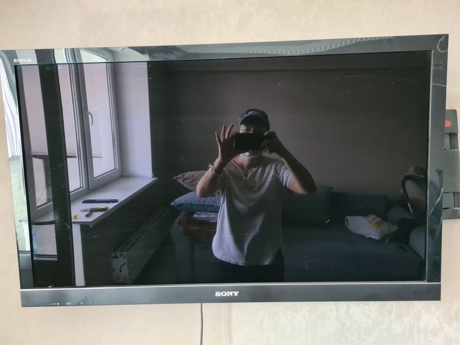 Телевизор Sony Bravia 102см