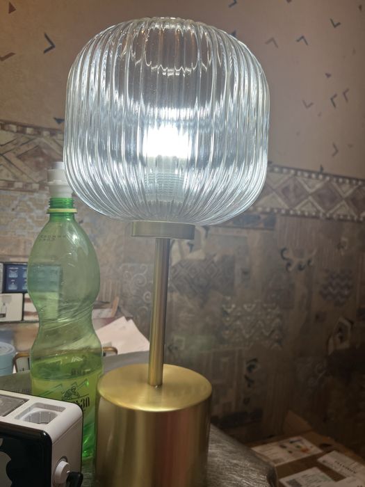 Прикроватная лампа STLUCE