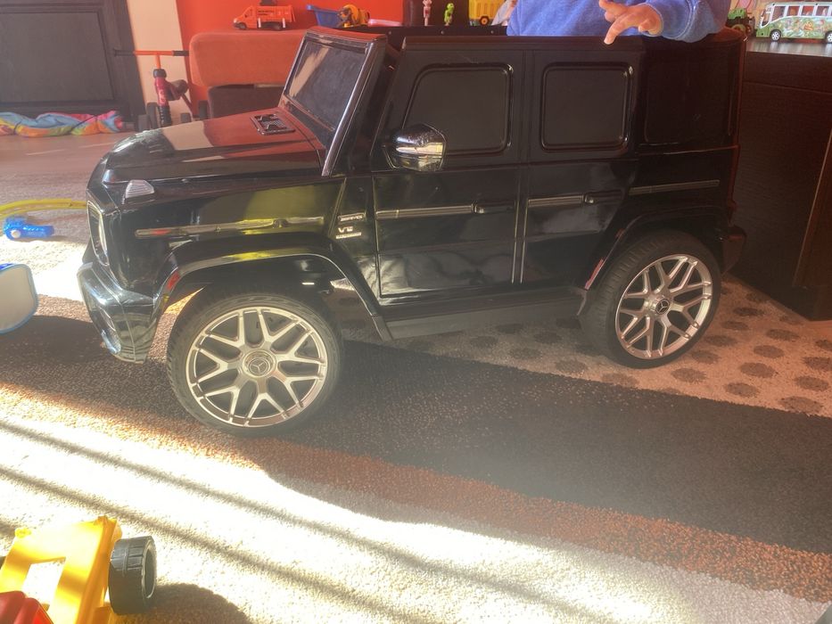 Детска акумулаторна количка