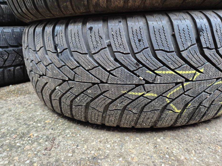 4 Anvelope de IARNA - 225/60/17 - KUMHO - APP NOI DOT 2023