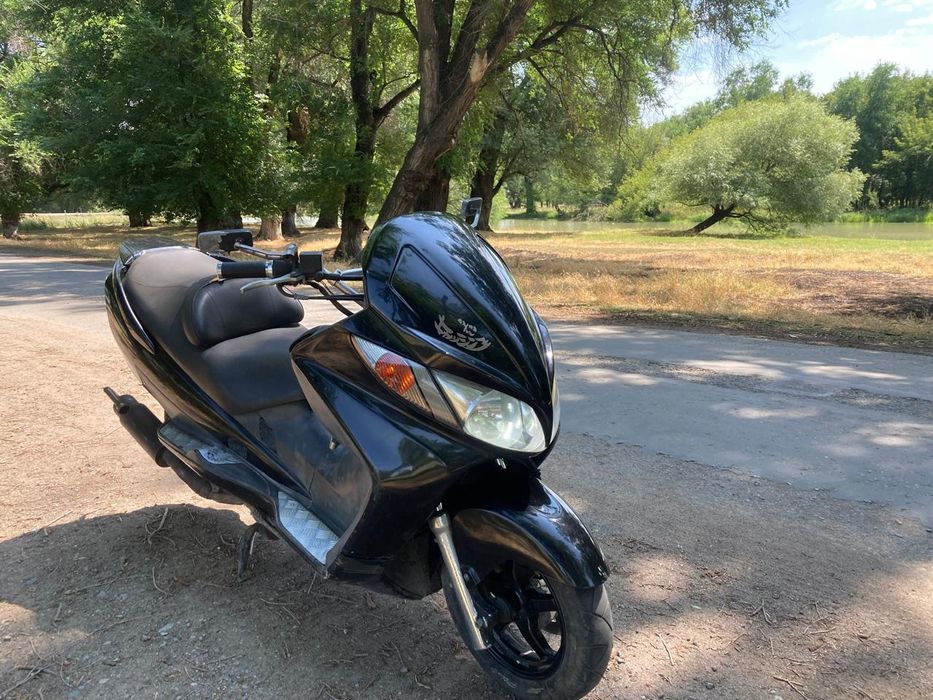 Продам  макси скутер