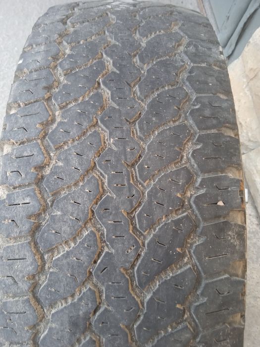 Продам покрышку на запаску