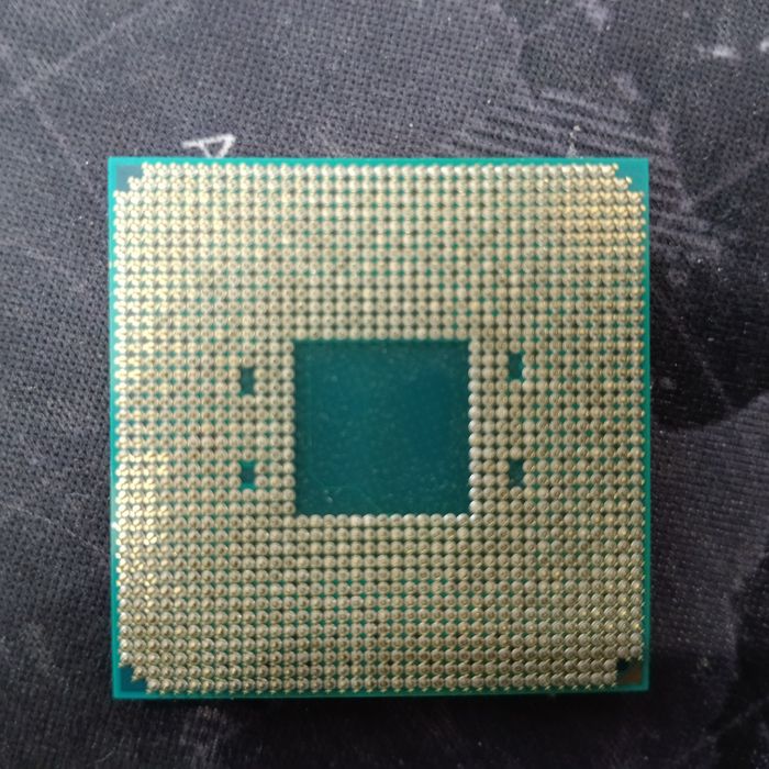 Продам процессор Ryzen 5 2600