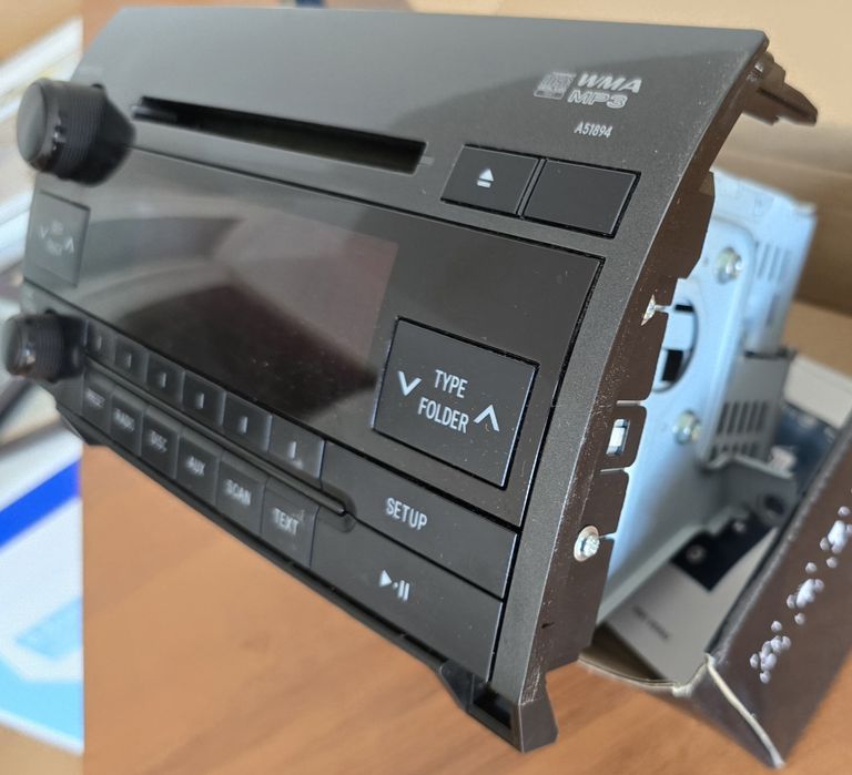 Оригинално радио от Тойота Тундра 2011г.