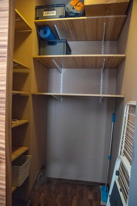 Продава се Тристаен апартамент в Пловдив, Младежки Хълм - 100 кв.м за 1999 €/кв.м - Снимка #13