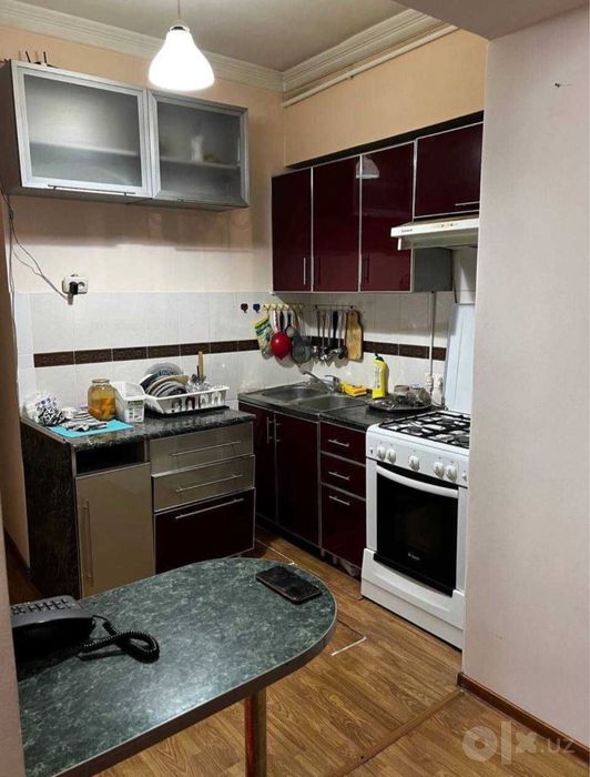 На Ц4 продается квартира 4в3/4/4, 90 м2