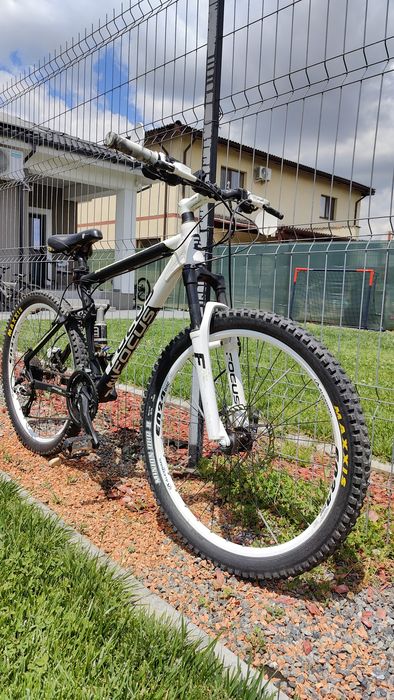 Mountain bike full suspension 26" Focus