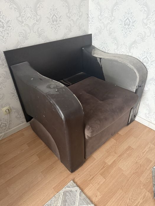 Продам кресло-стол 13000