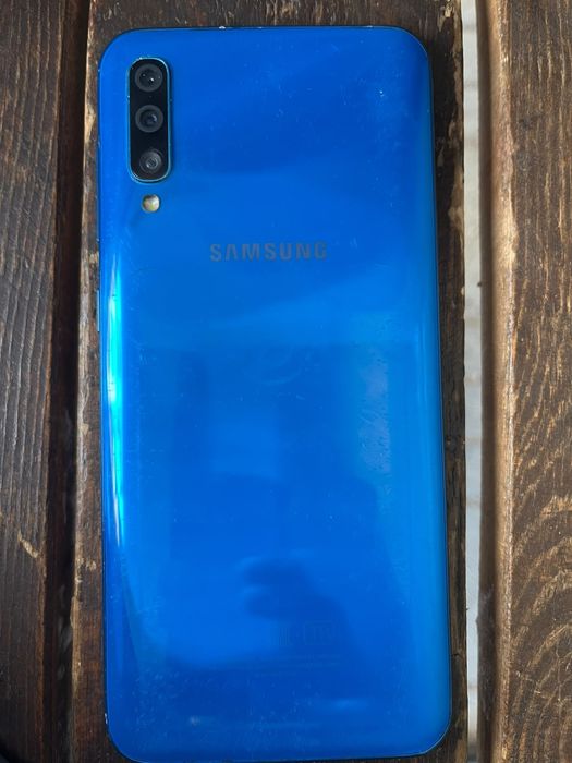Samsung A50 128gb, Redmi 9A 32gb